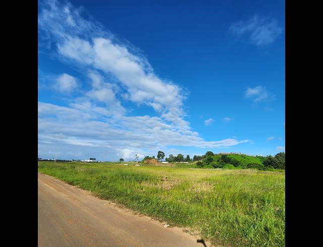 3,829M² VACANT LAND FOR SALE IN MOUNT MORELAND